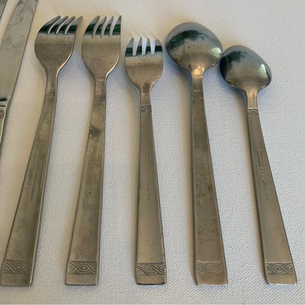 Cambridge Stainless Flatware Danielle Dinner Forks Knives Spoons Set of 12 Pcs